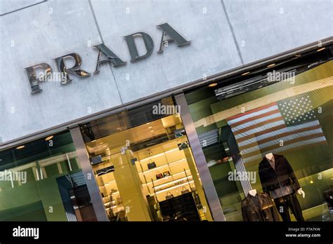 Prada New York Store, Manhattan: NYC Shop 